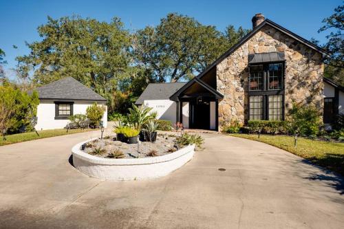 Be A Nomad - The Woods House in Jacksonville, USA