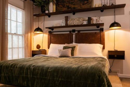 Be A Nomad - The Woods House in Jacksonville, USA