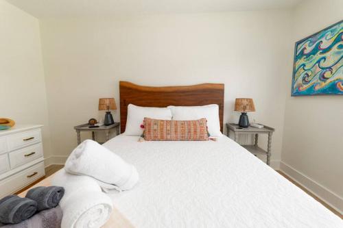 Be a Nomad - Newly renovated - 4 blocks to beach in Jacksonville Beach, USA