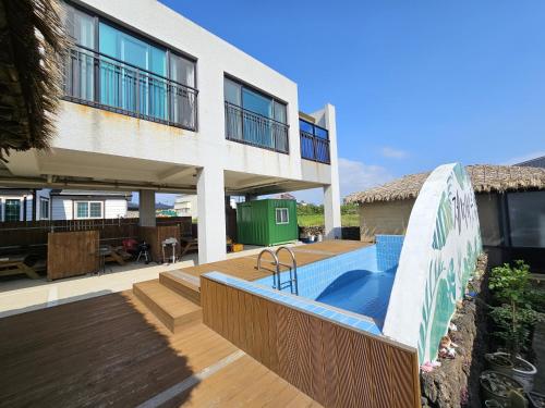 傑米巴瑞特泳池水療中心 Jemibareut pool spa