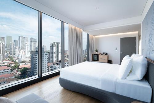 Deluxe King Room room in Novotel Phnom Penh BKK 1