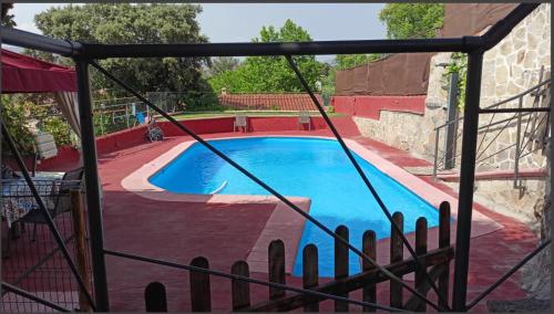 Chalet Rural en Navaluenga Chalet Rural en Navaluenga