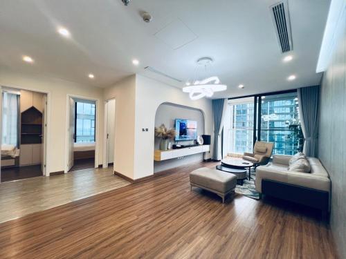 Three-Bedroom Apartment image 10