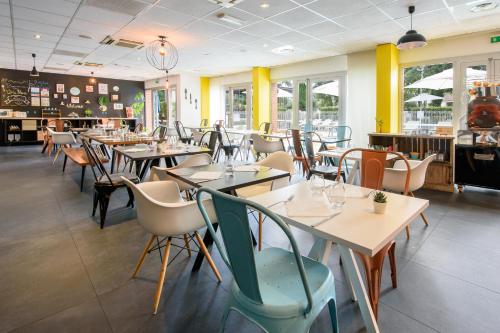 Restaurant, Clarion Aparthotel Toulouse Le Parc de l'Escale in Toulousse-Blagnac Airport