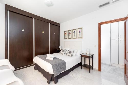 APARTAMENTO ADULTOS CENTRO NUEVA DE LA VIRGEN 2 free parking, Granada (fotografie 11)