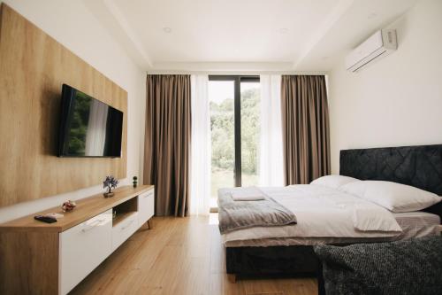Studio Apartment with Private Bathroom