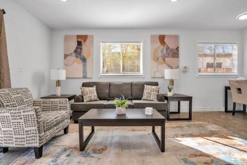 Heroes Haven Cozy and Spacious Accommodation in Lancaster, USA