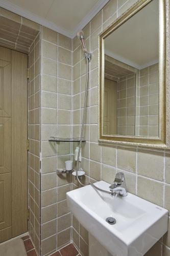 Jiwoljang Guesthouse, Seoul (photo 9)