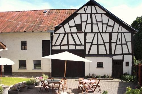 บริการและสิ่งอำนวยความสะดวก, Landhof PAU in บัด ชวาลบัค