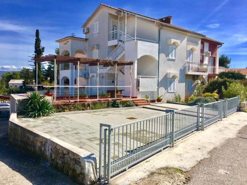 Studio close to the sea and city