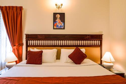 Deluxe Double or Twin Room image 10