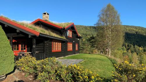 . Luxury family house "Berg" with outdoor sauna, hot tub and lake view