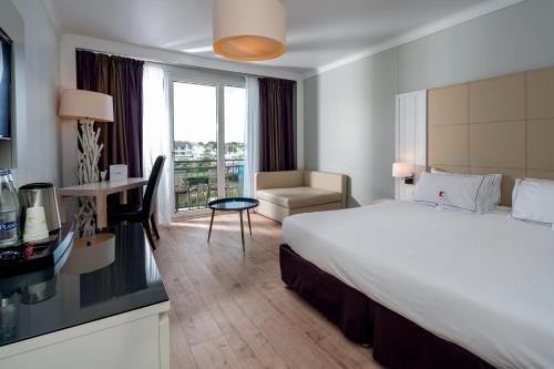 1 queen bed