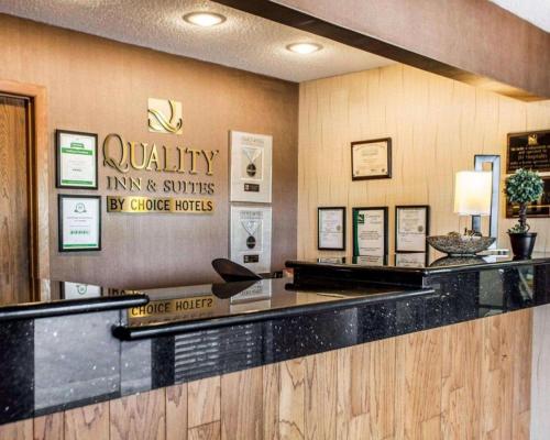 Quality Inn & Suites Davenport near I-80 in Davenport, USA
