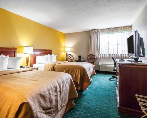 Quality Inn Cairo I-57 - image 13
