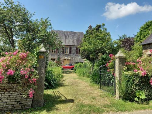 Le Petit Manoir chambre d'hôte Isigny-le-Buat