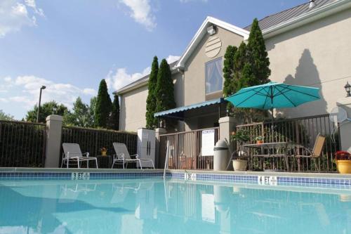 Quality Inn & Suites in Dawsonville, USA