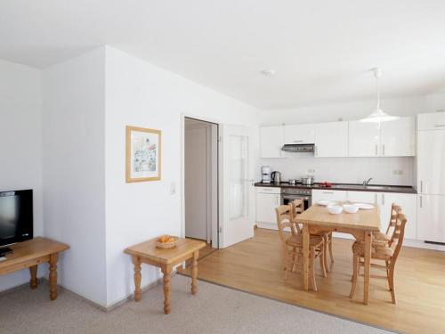 One-Bedroom Apartment with Terrace