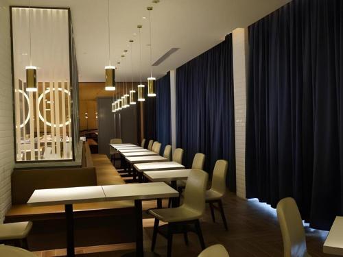 . Jinjiang Inn Select Jiuquan Wanda Plaza