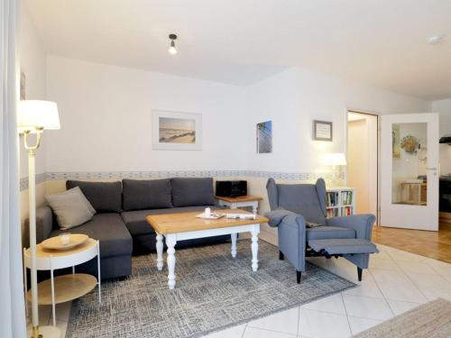 One-Bedroom Apartment with Terrace
