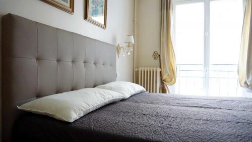 Paris Apartment with Parisian Ambience in Elegant 16th Arrondissement - image 10