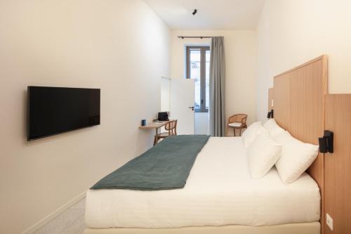 Standard Double Room room in Hôtel La Suite