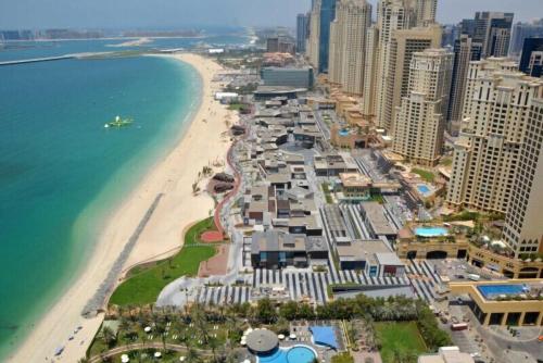 Amazing Marina View Apartment - image 6