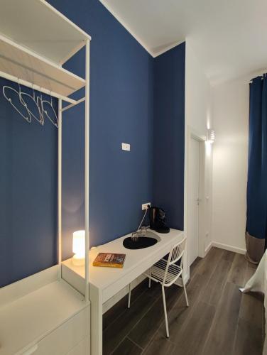 Double Room with Private Bathroom image 7