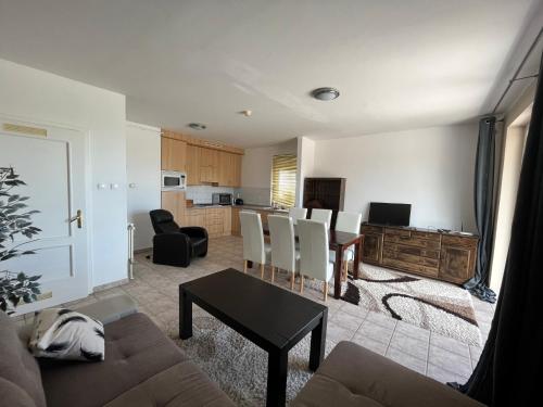 Duna Apartman in Dunaszentmiklos