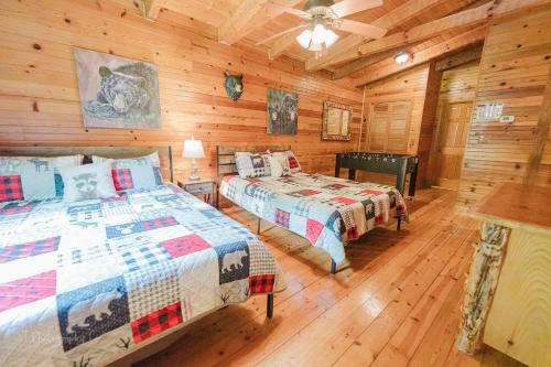 A Slice of Heaven Cabin - image 14