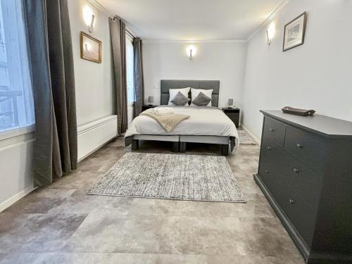 Luxury Apartment Paris Saint-Honoré - Rentaway BnB - image 12