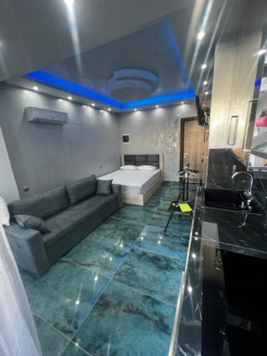 ΠΕΥΚΟΧΩΡΙ STUDIOS LUXURY 05 by antonis, Pefkohori