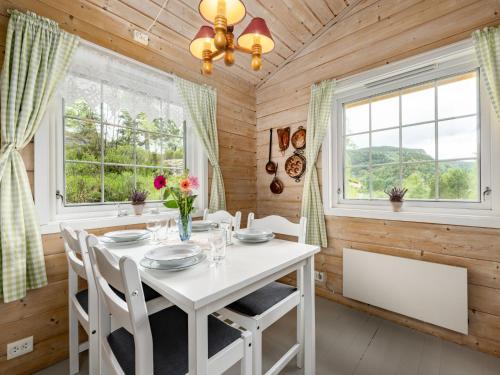 Holiday Home Solbakken by Interhome in Hellevik
