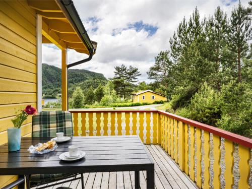 Holiday Home Solbakken by Interhome in Hellevik