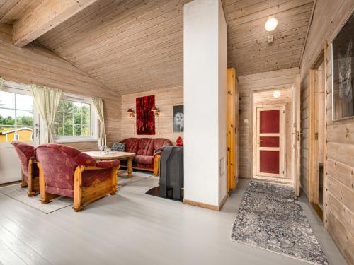 Holiday Home Solbakken by Interhome in Hellevik