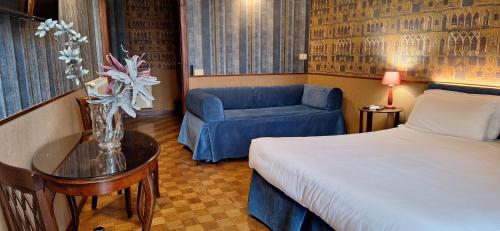 Welcome House - main image
