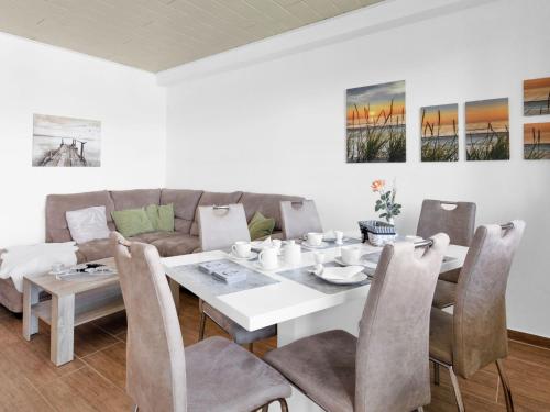 Apartment Seeschwalbe by Interhome in Warwerort