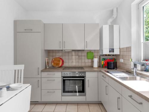 Apartment Seeschwalbe by Interhome in Warwerort