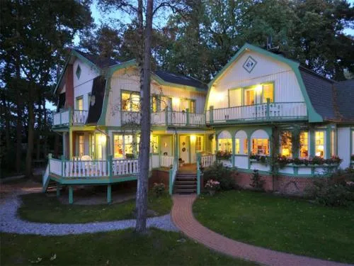 Landhaus Victoria, Eisvogel in Boltenhagen, Deutschland