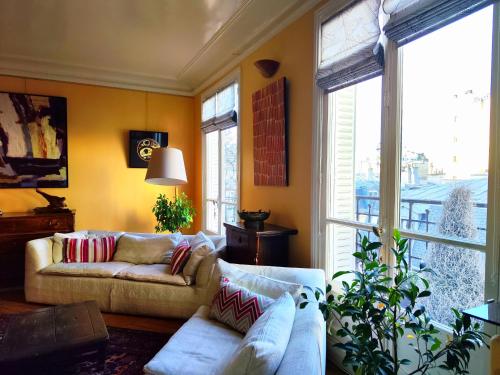 Paris 16 Apartment in Quiet Residential District - image 14