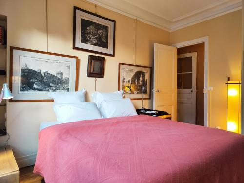 Paris 16 Apartment in Quiet Residential District - image 9