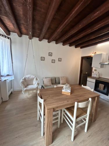 Wood 32 family -jvapartmentRovigo in 羅維戈