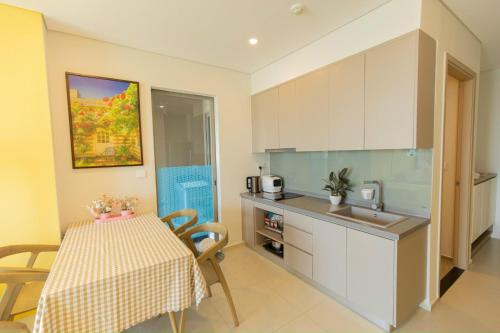 Three-Bedroom Apartment with Ocean View image 9