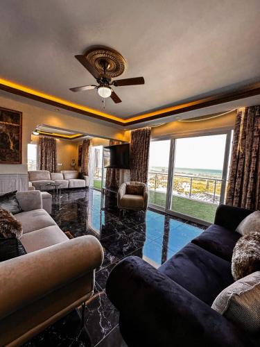 Long Beach Rental Apartments - image 12