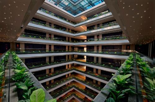 Rodyti, Radisson Blu Chattogram Bay View in Chittagong