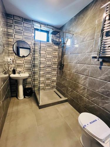 Neversea house in Inel 2