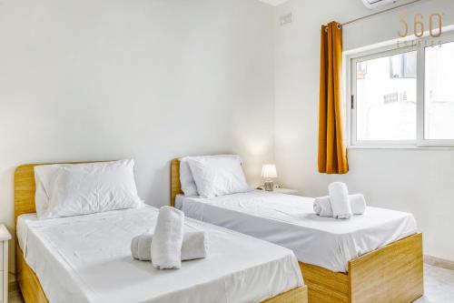 Spacious 4BR Terraced House with Rooftop Access by 360 Estates