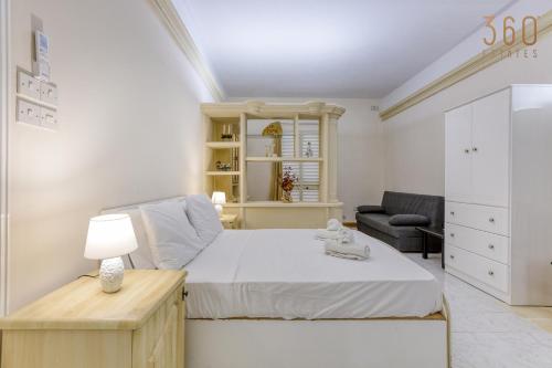 Spacious 4BR Terraced House with Rooftop Access by 360 Estates