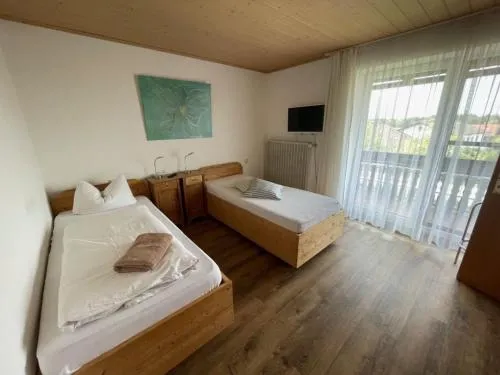 Appartement 2 in Rohrdorf, Deutschland