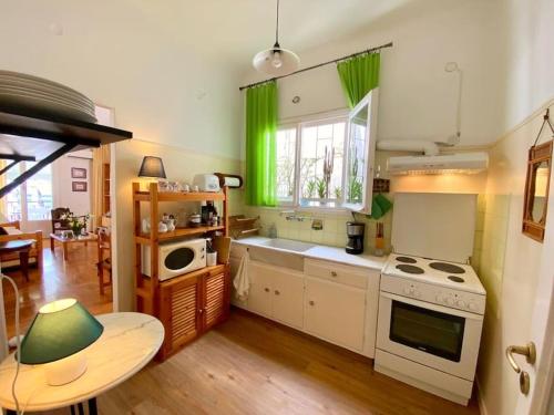 Unique cozy 1bedroom apartment-Athenian modernism - image 14